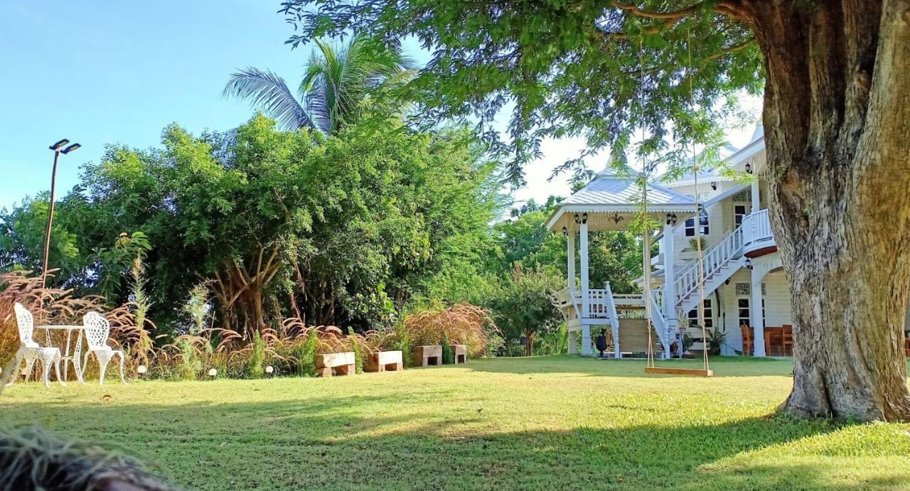Rai Lung Tui Homestay Prachuap Khiri Khan Bagian luar foto