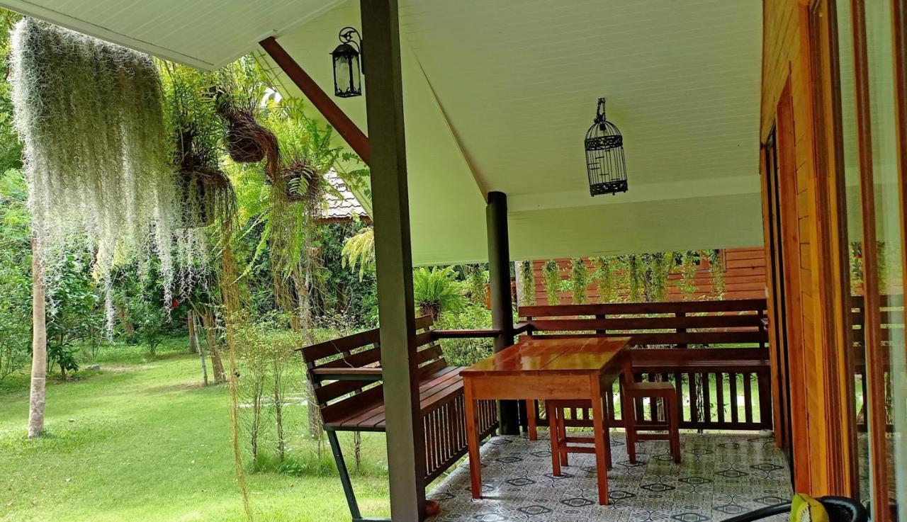Rai Lung Tui Homestay Prachuap Khiri Khan Bagian luar foto